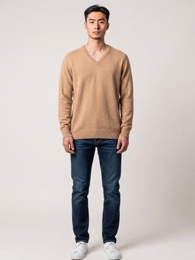 Vintage Fully Fashioned 100% Cashmere Men's V-Neck Sweater in Camel. Made in USA